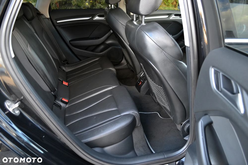 Audi A3 Sportback - 18