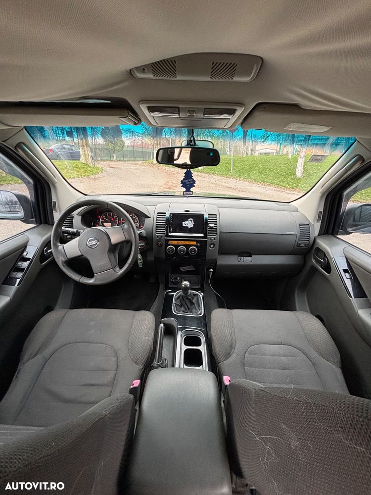 Nissan Pathfinder 2.5 dCi Comfort - 24