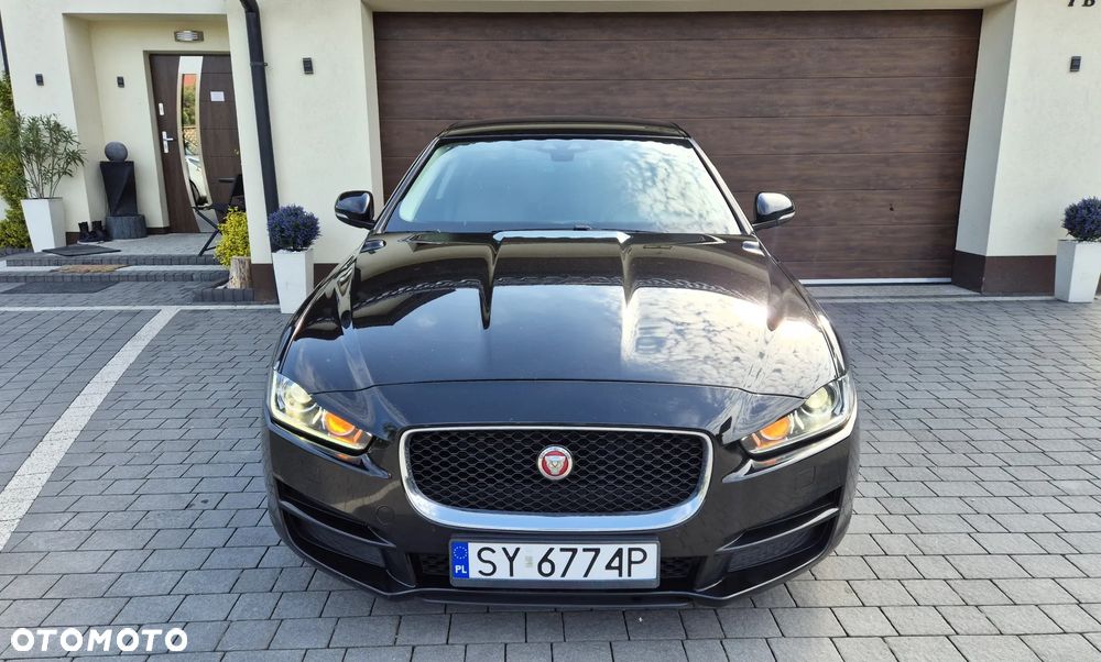 Jaguar XE E-Performance Portfolio - 28
