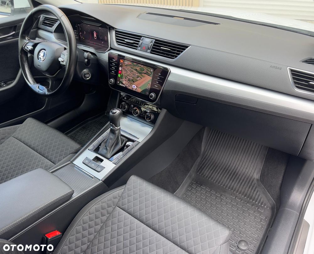 Skoda Superb 1.5 TSI Ambition DSG - 15