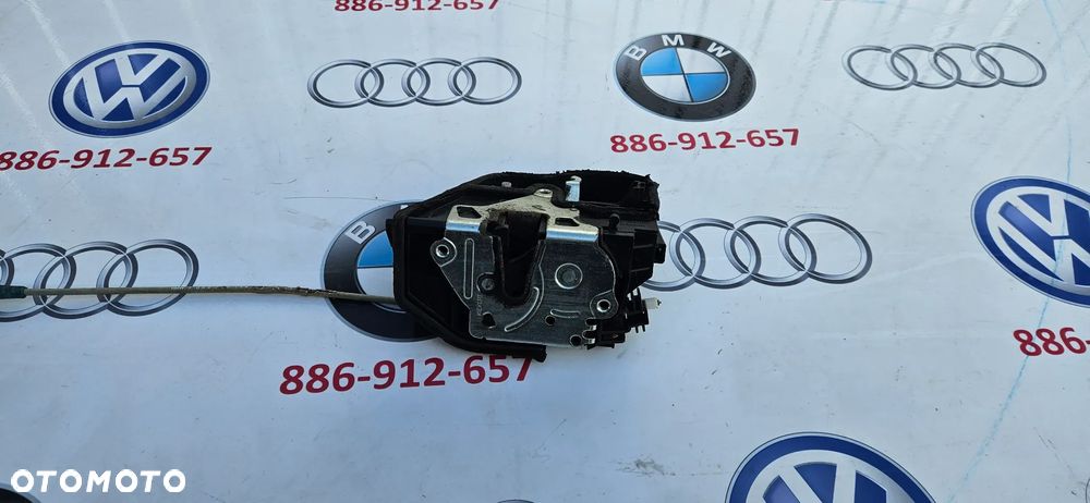 BMW 1 E87 5D Zamek drzwi tył lewy Zamek tylny lewy 7229459 - 3