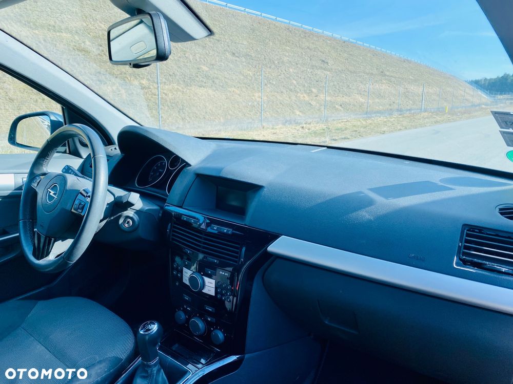 Opel Astra 1.8 Edition 111 Jahre - 35