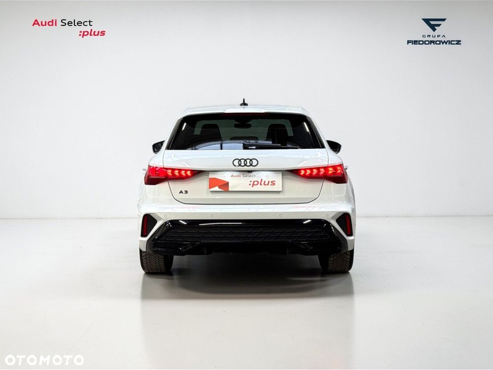 Audi A3 Sportback - 8
