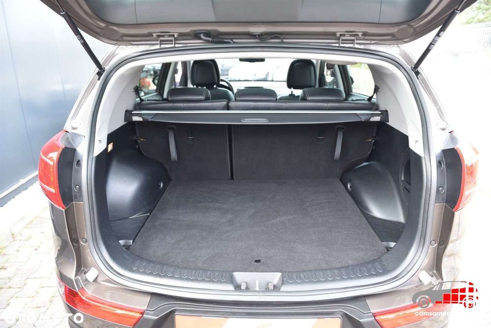 Kia Sportage - 16