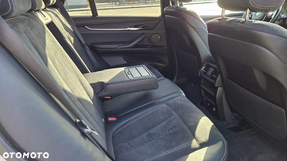 BMW X5 xDrive30d - 27