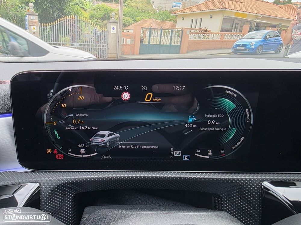 Mercedes-Benz CLA 200 d 4Matic 8G-DCT AMG Line - 13