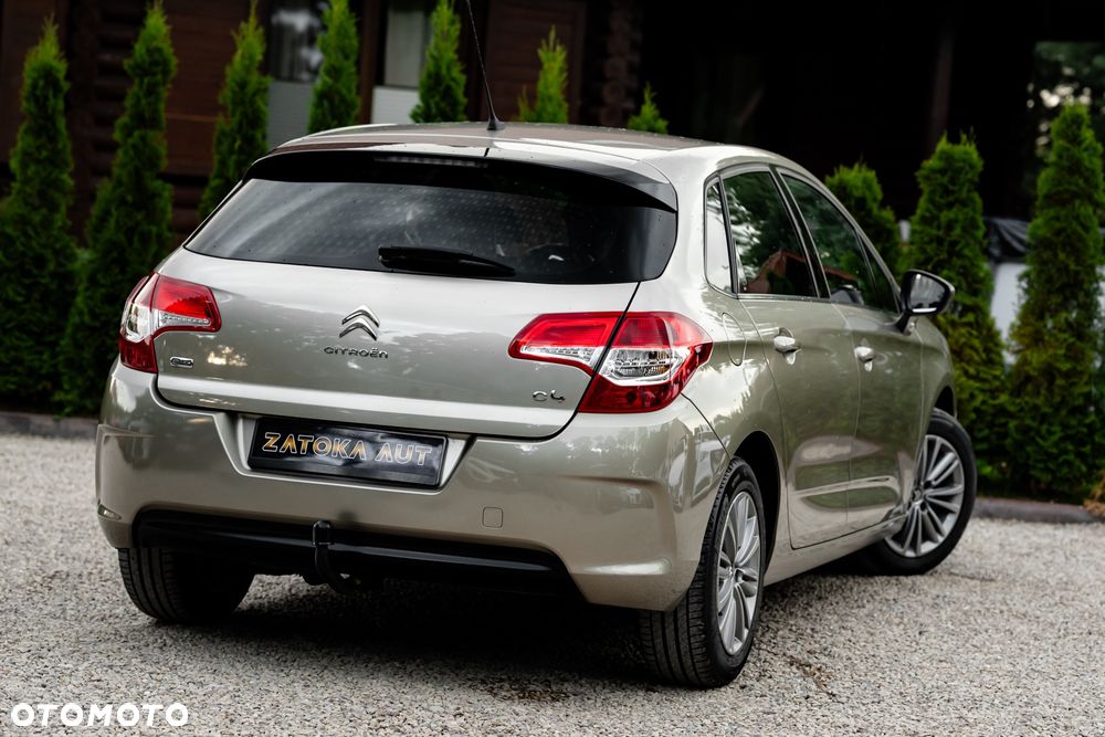 Citroën C4 e-HDi 110 Selection - 14