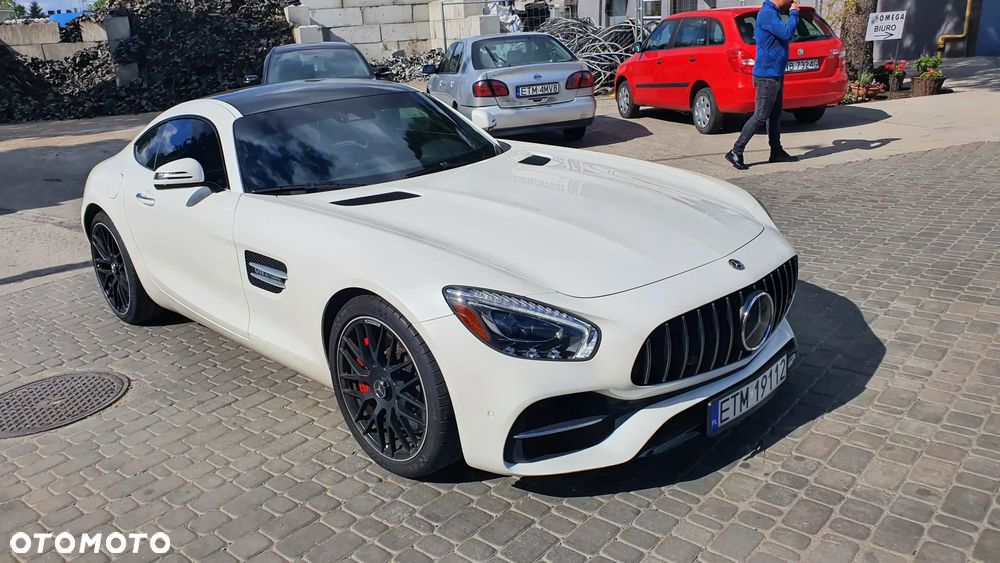 Mercedes-Benz AMG GT R - 33