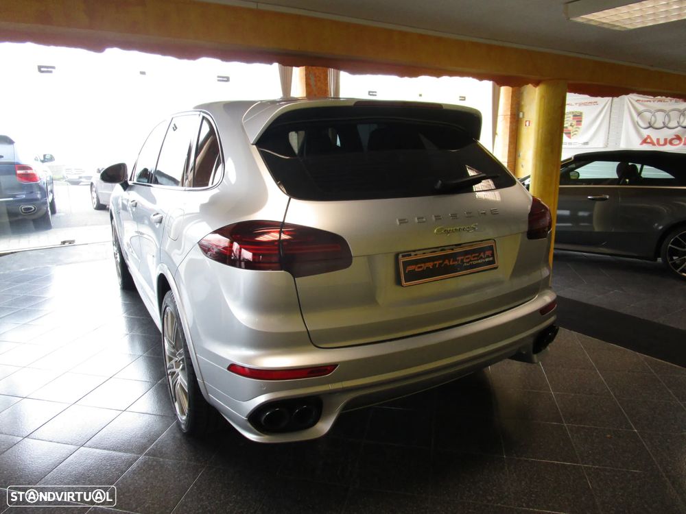 Porsche Cayenne S Tiptronic S - 13