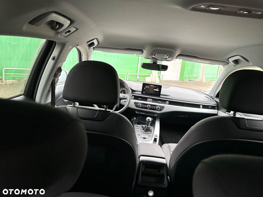 Audi A4 Avant 2.0 TDI - 15