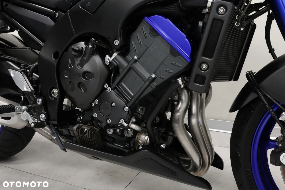 Yamaha FZ8 - 22