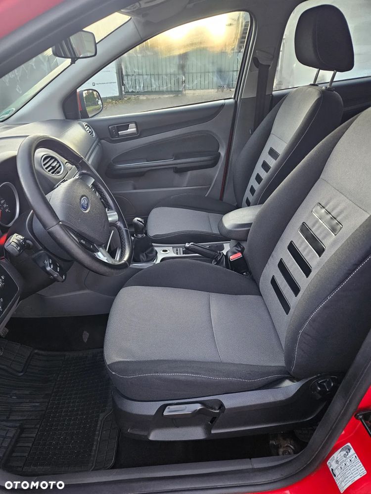 Ford Focus 1.6 Silver X EU5 - 12