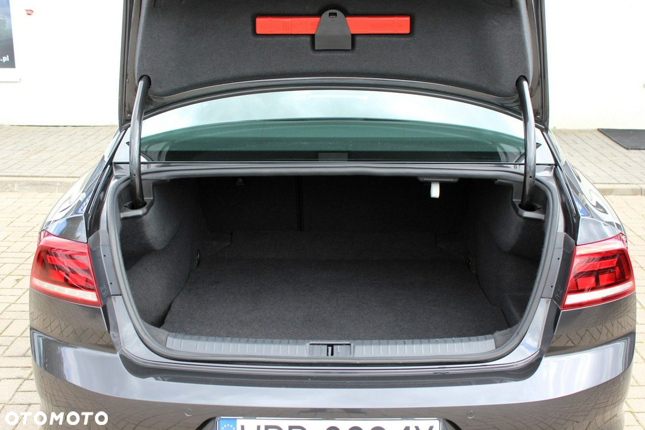 Volkswagen Passat 1.5 TSI EVO Essence - 6