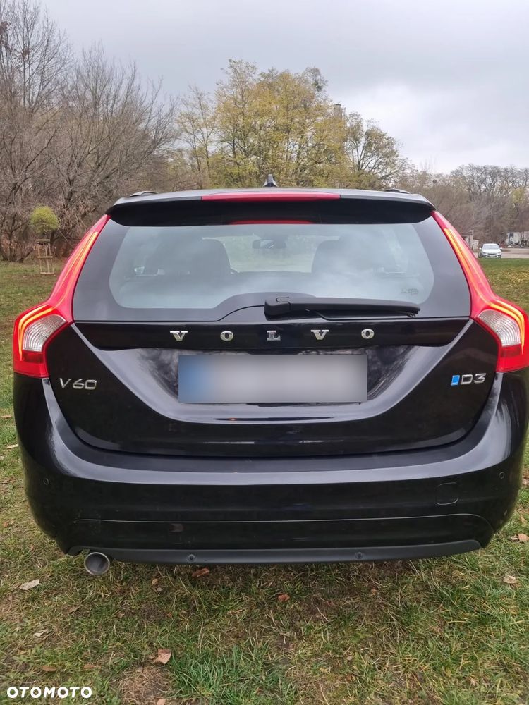 Volvo V60 D3 Geartronic Momentum - 26