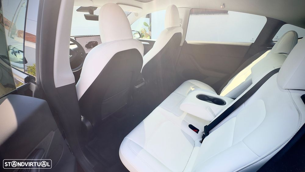 Tesla Model Y Long Range Tração Integral - 13