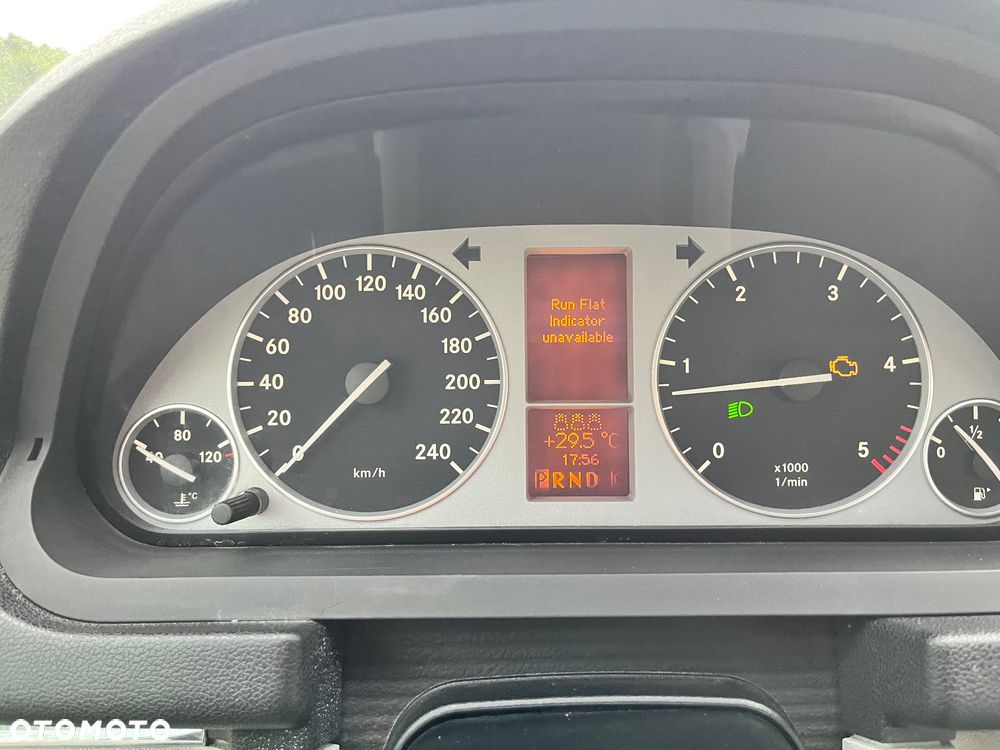 Mercedes-Benz Klasa B 180 CDI DPF Autotronic Special Edition - 28