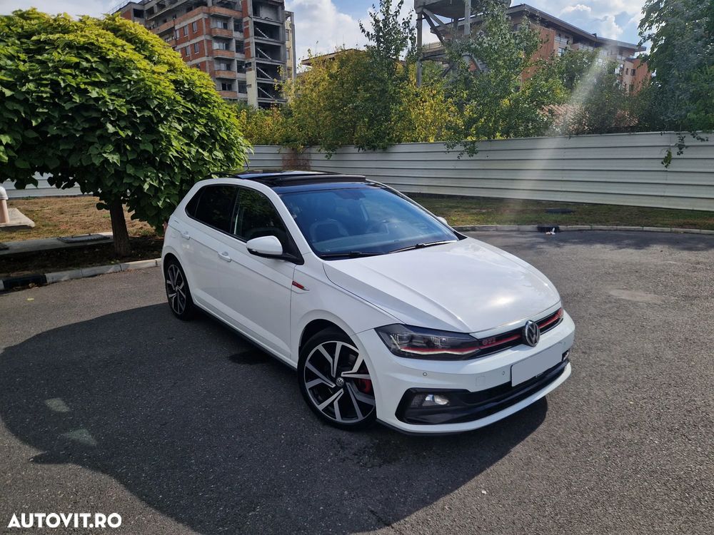 Volkswagen Polo 2.0 TSI DSG GTI - 7