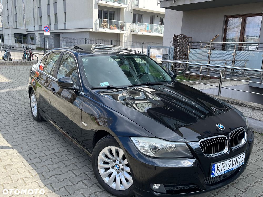 BMW Seria 3 325i - 2