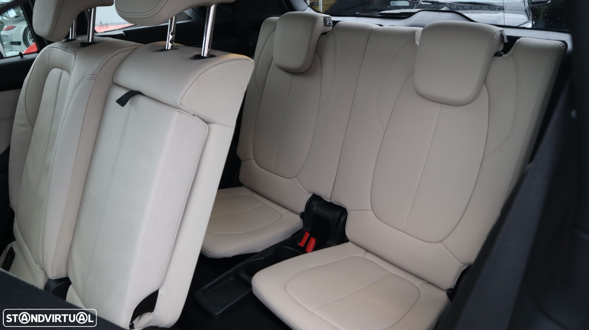 BMW 218 Gran Tourer d Pack M Auto - 25