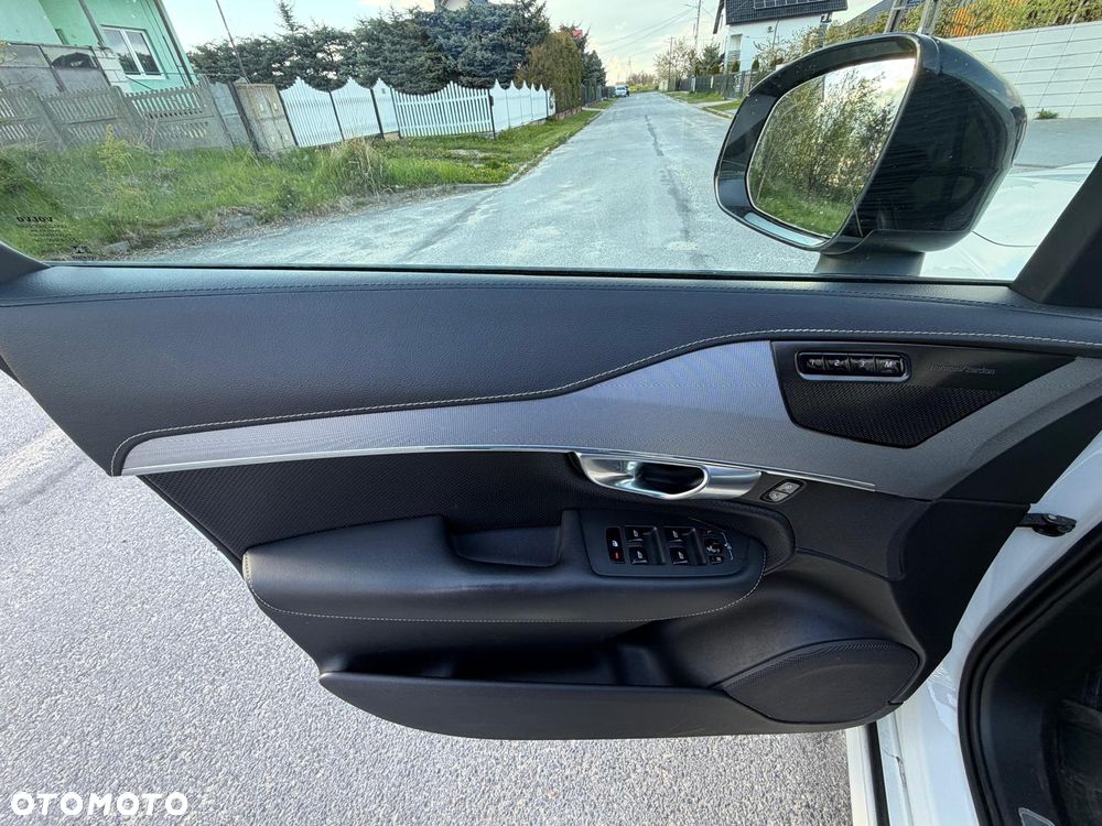 Volvo XC 90 D5 AWD R-Design 7os - 2