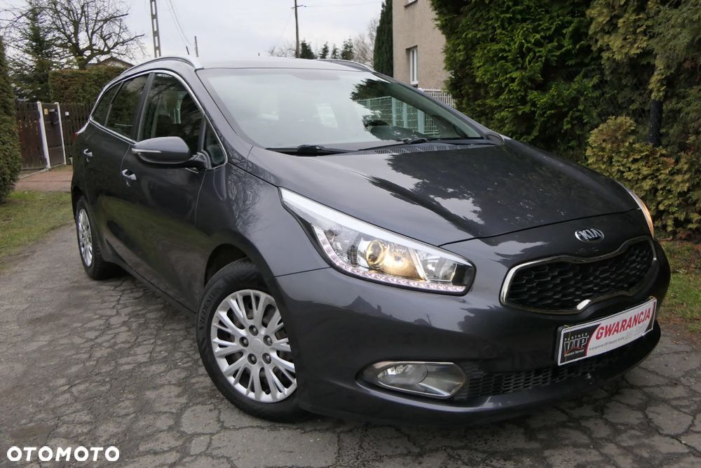 Kia Ceed 1.6 GDI Business Line - 12