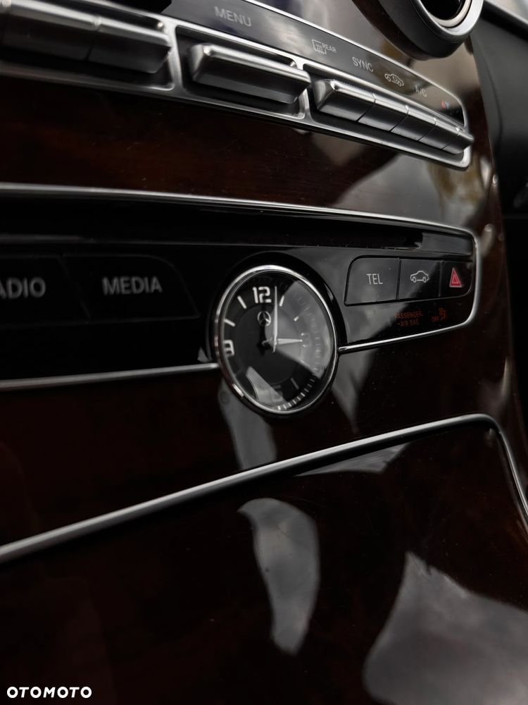 Mercedes-Benz Klasa C 180 7G-TRONIC Exclusive - 16