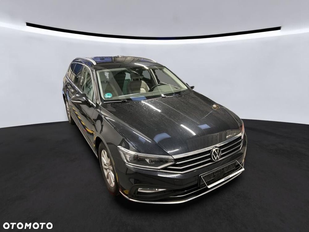 Volkswagen Passat Variant - 2