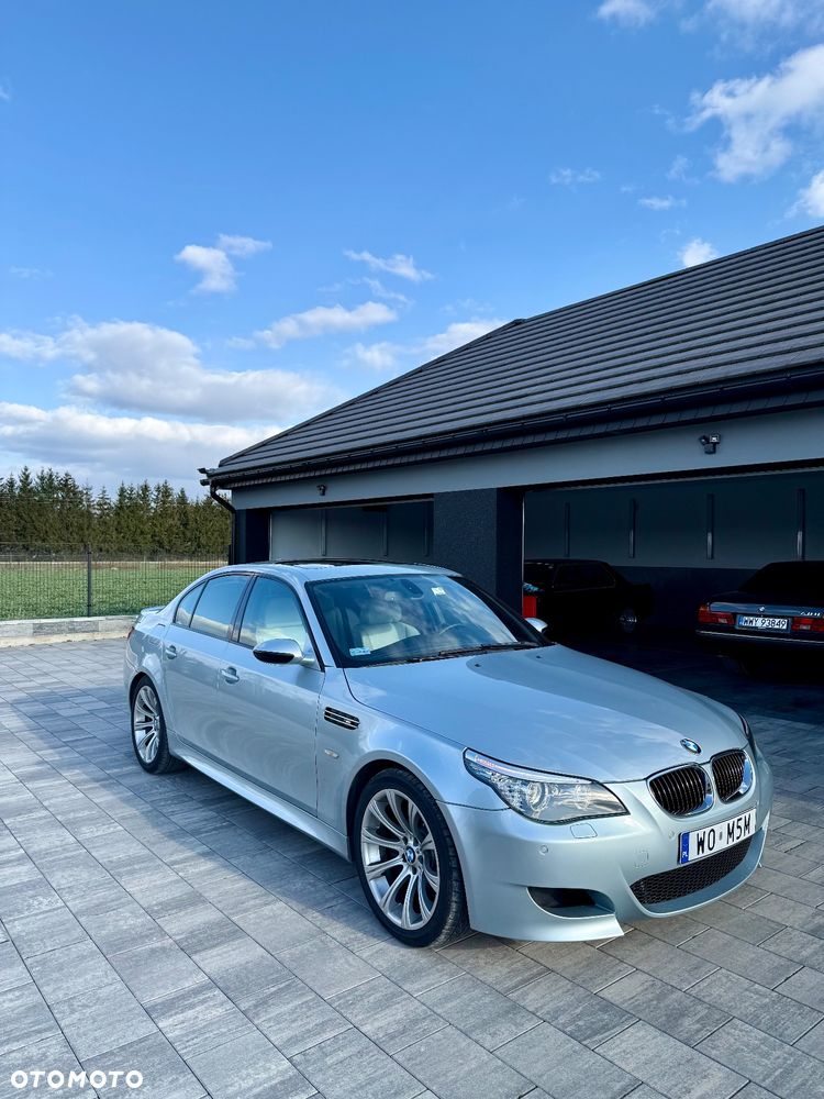 BMW M5 Standard - 1