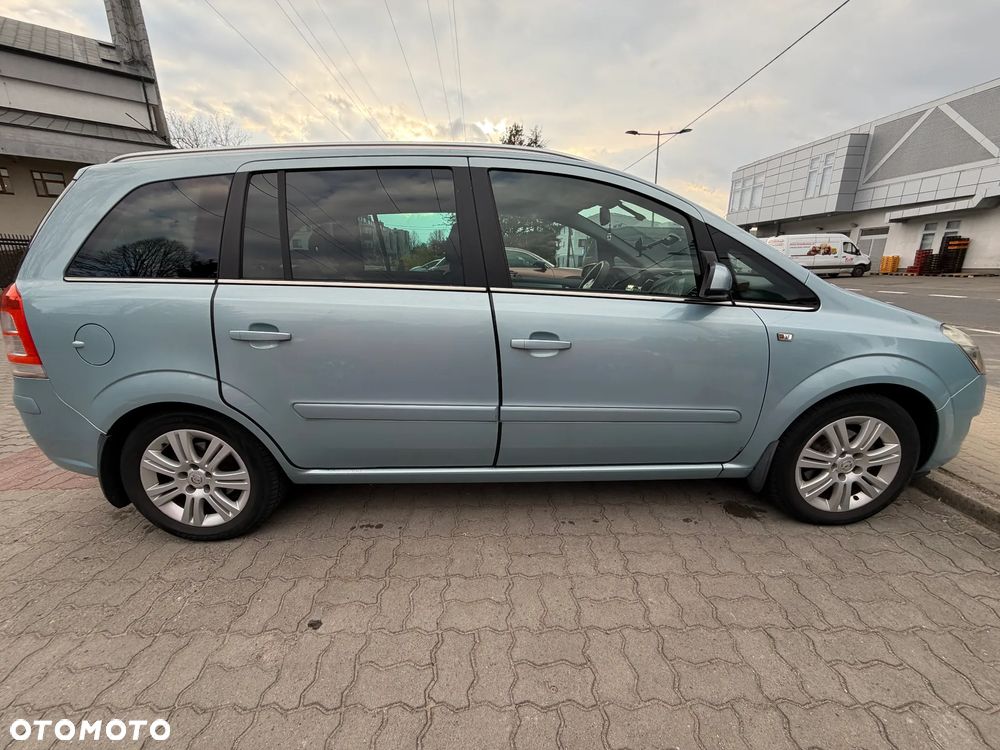 Opel Zafira 1.8 - 4