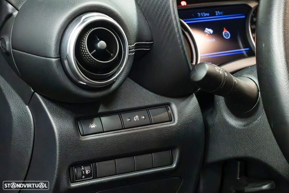 Nissan Juke 1.6 Hybrid N-Design Black - 20