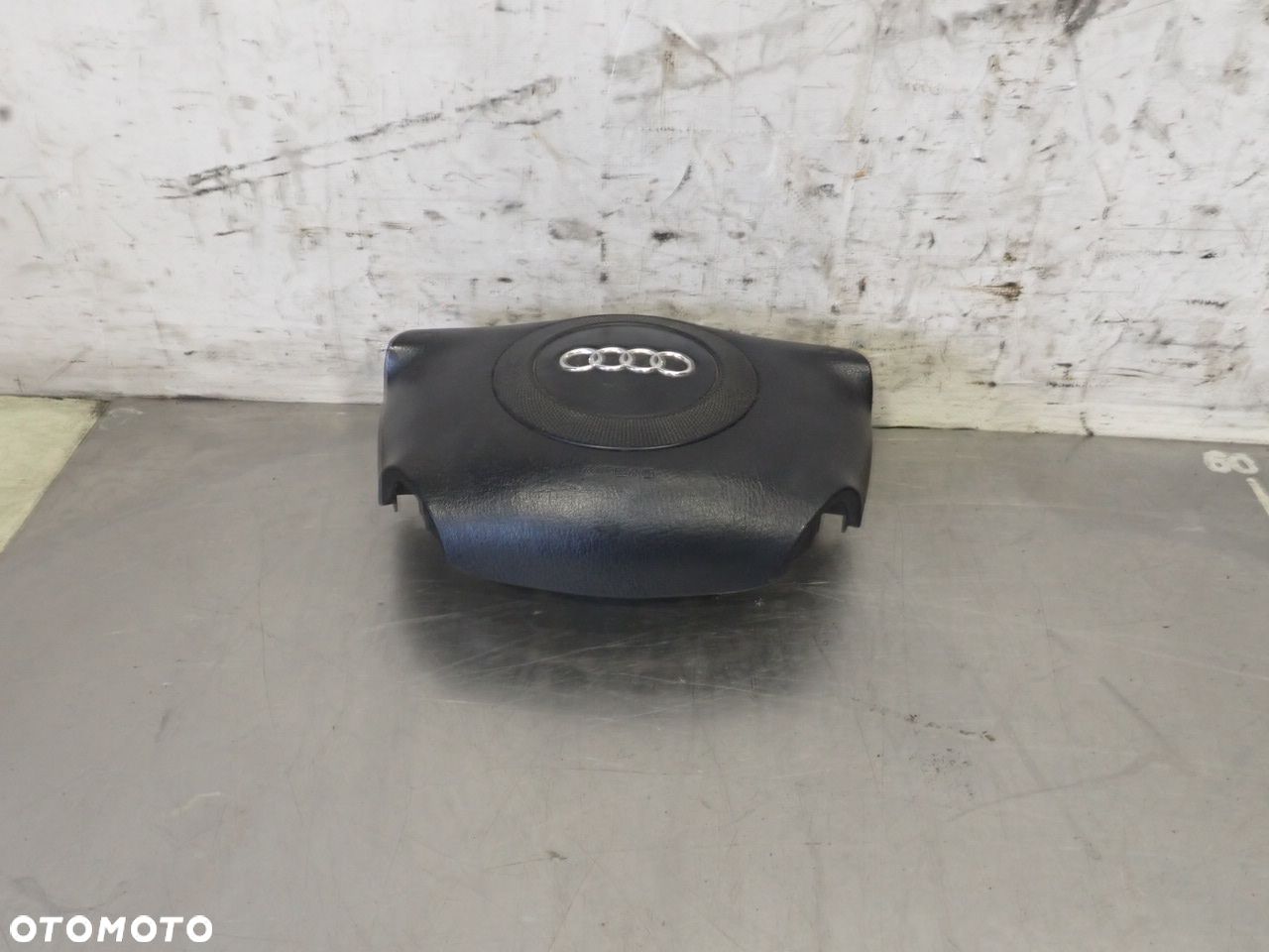 PODUSZKA KIEROWCY AUDI A6 C5 2.5 4B0880201AH - 1