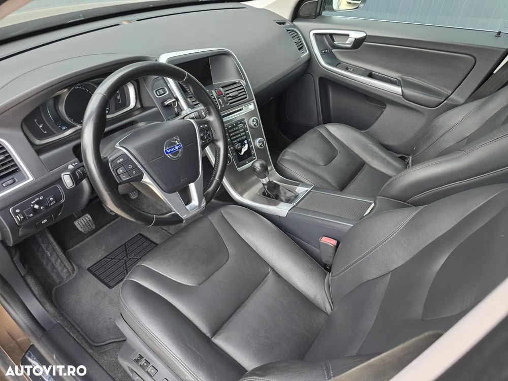 Volvo XC 60 - 6