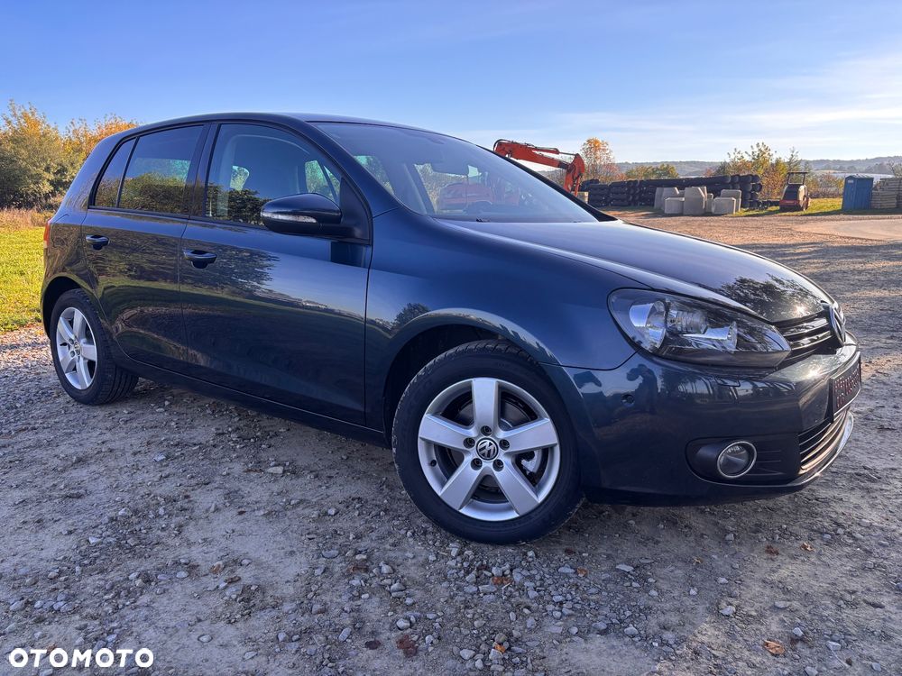 Volkswagen Golf - 2