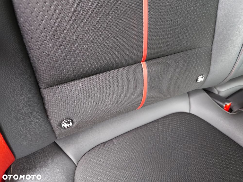 Hyundai Kona 1.6 CRDi DCT Premium - 25