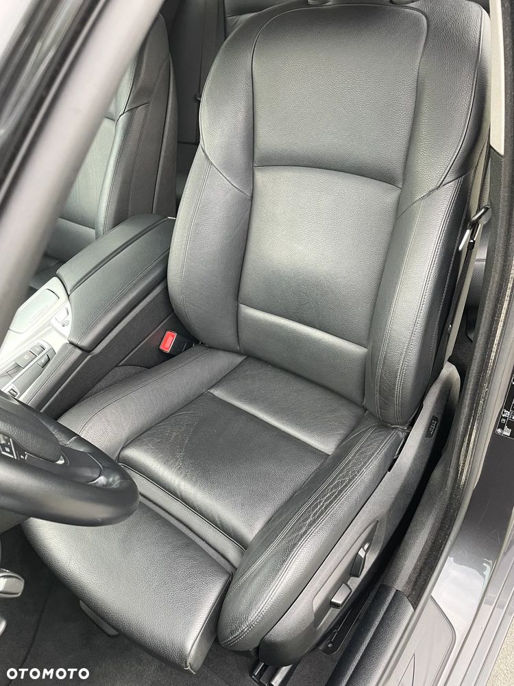 BMW Seria 5 520d Modern Line - 29