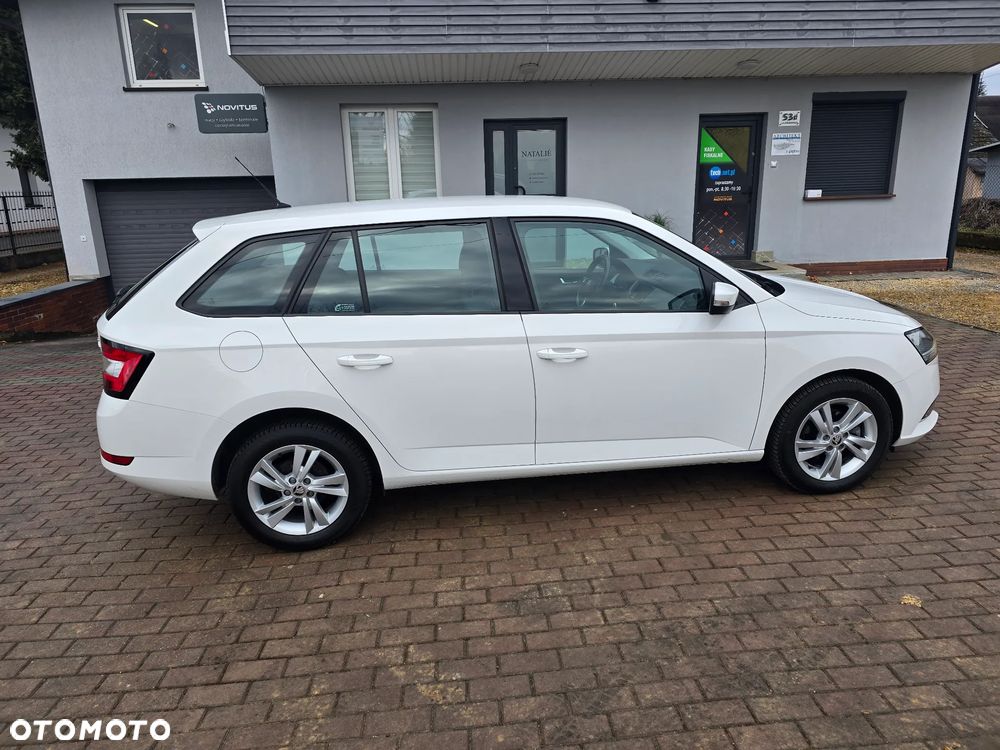 Skoda Fabia 1.0 TSI Ambition - 10