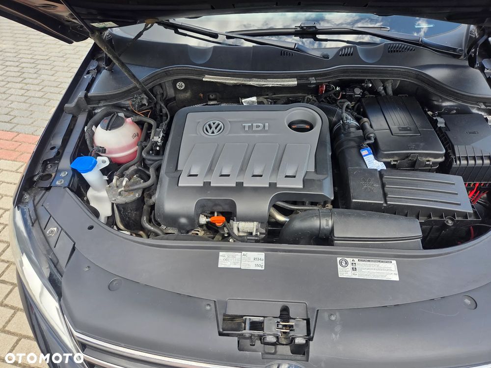 Volkswagen Passat 2.0 TDI DPF Highline DSG - 16