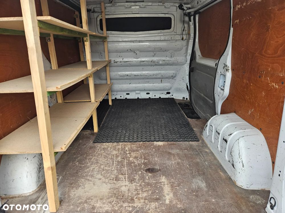 Opel VIVARO - 8