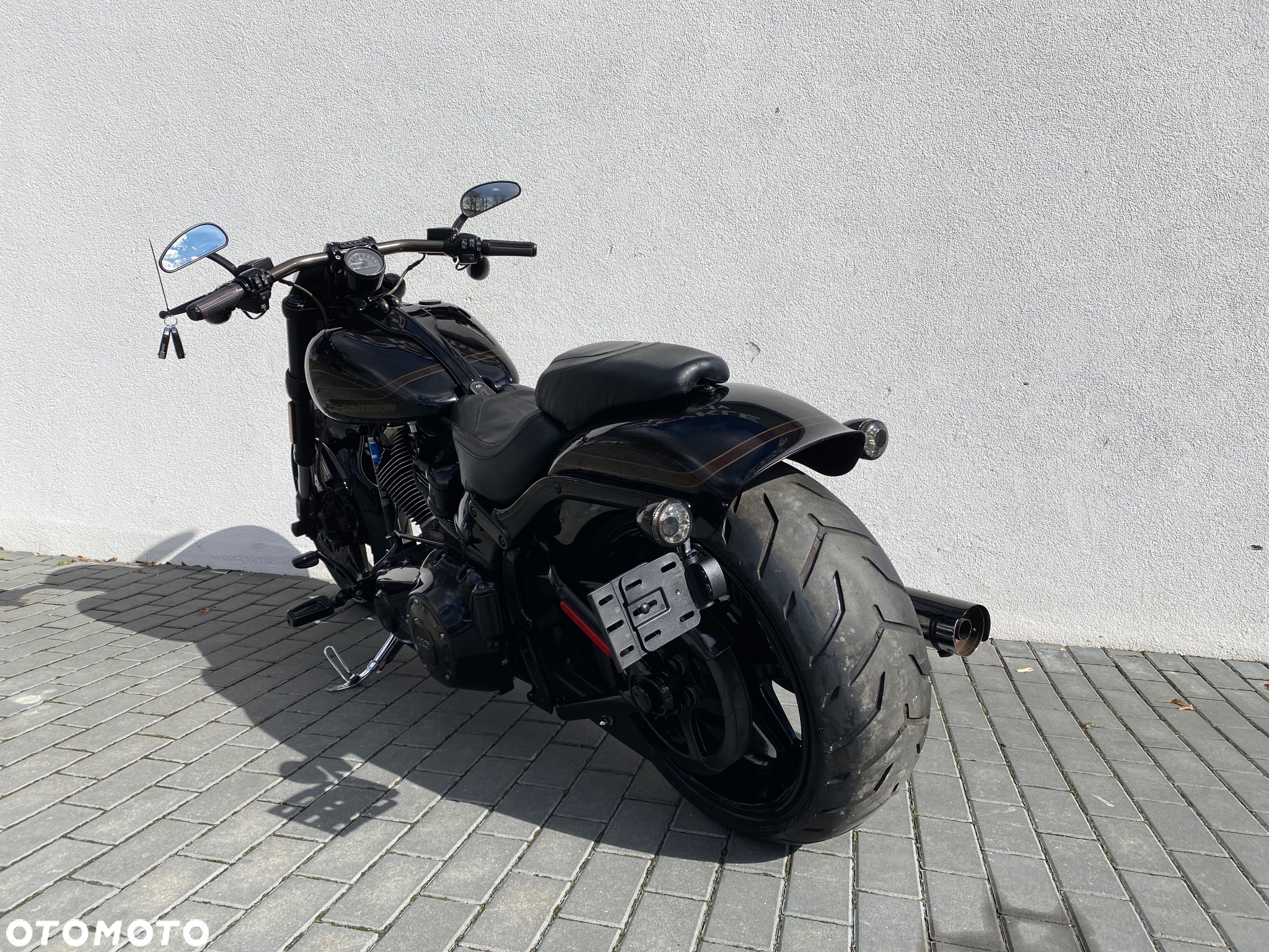 Harley-Davidson FXSB Breakout - 12