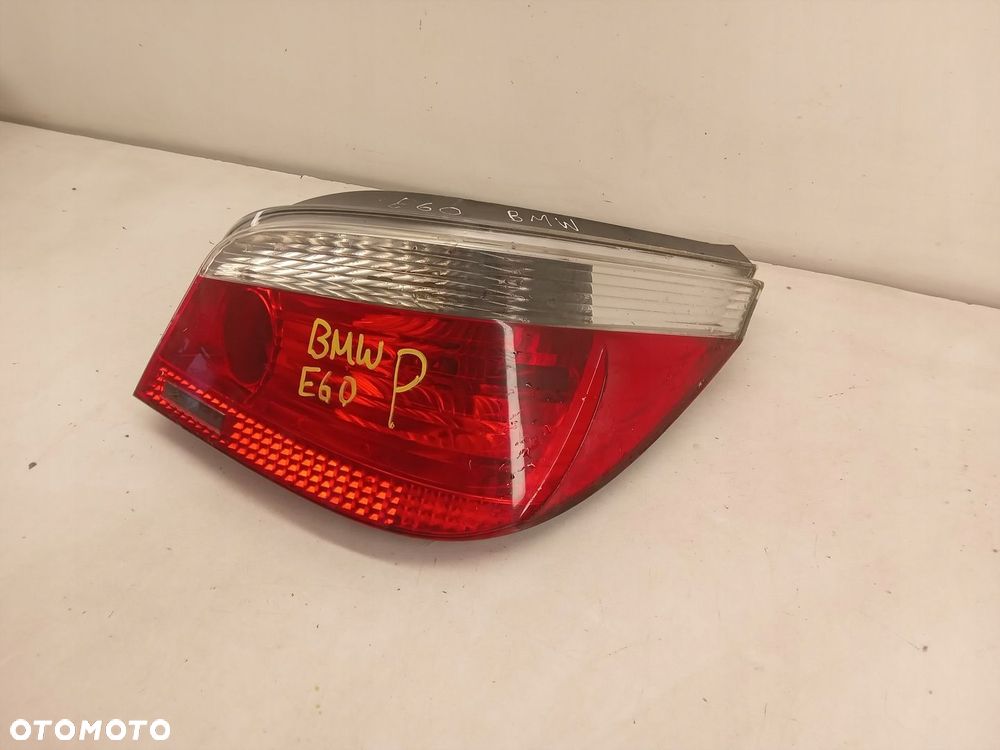 LAMPA PRAWA TYLNA TYŁ BMW 5 E60 SEDAN 03-10 - 2