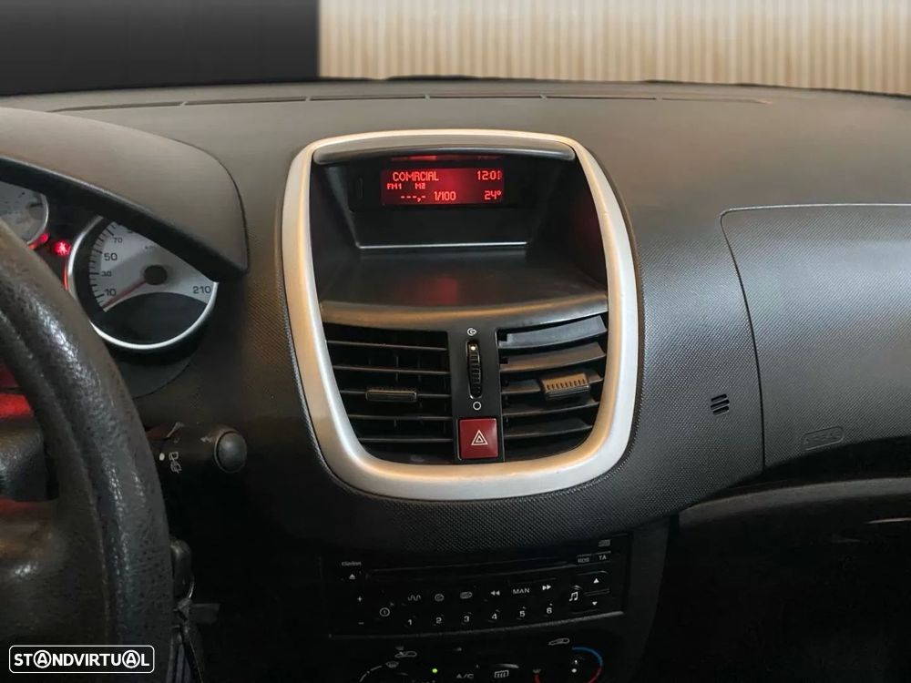 Peugeot 206+ 1.1 Urban - 11