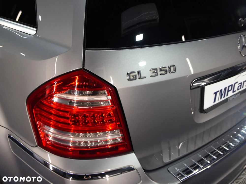Mercedes-Benz GL - 37