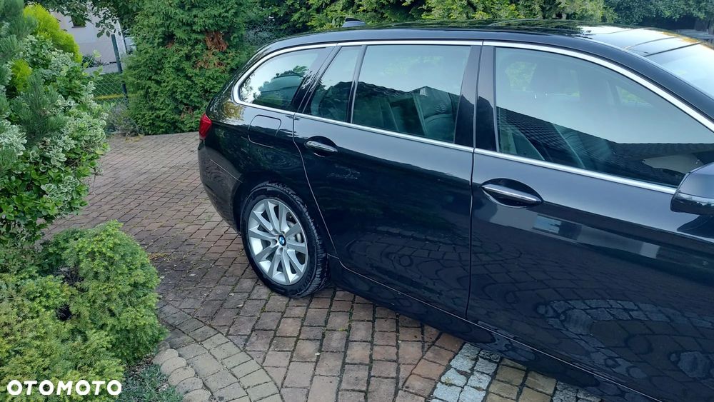 BMW Seria 5 520d xDrive Touring Modern Line - 22