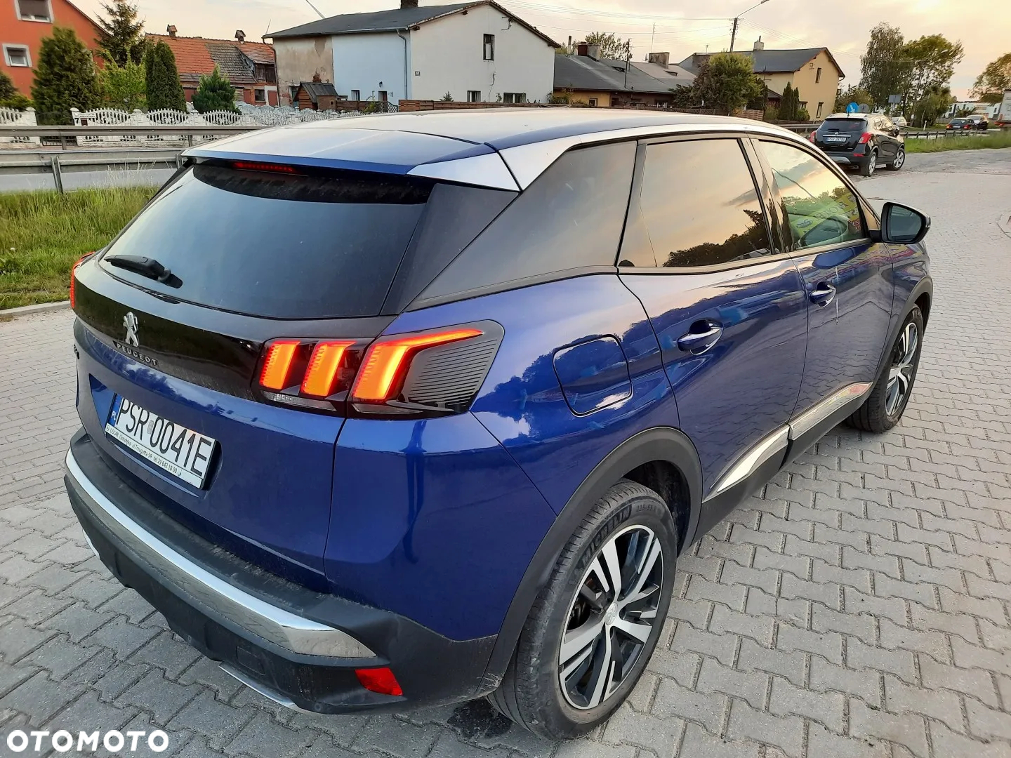 Peugeot 3008 1.5 BlueHDi Active S&S - 6