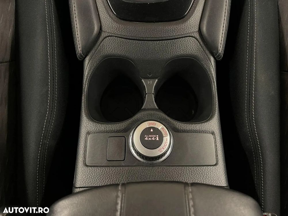 Nissan X-Trail 1.7 dCi ALL-MODE 4x4i Xtronic Acenta - 18