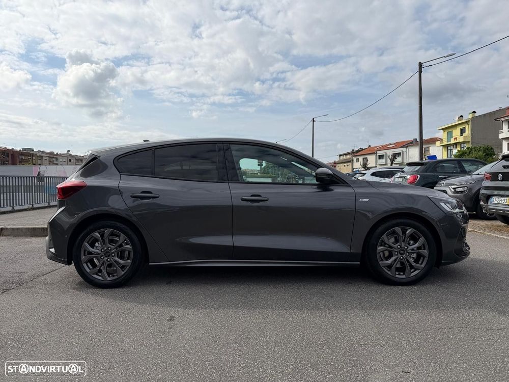 Ford Focus 1.0 EcoBoost MHEV ST-Line - 4