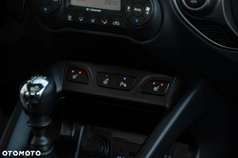 Hyundai ix35 2.0 CRDi 4WD Premium - 24