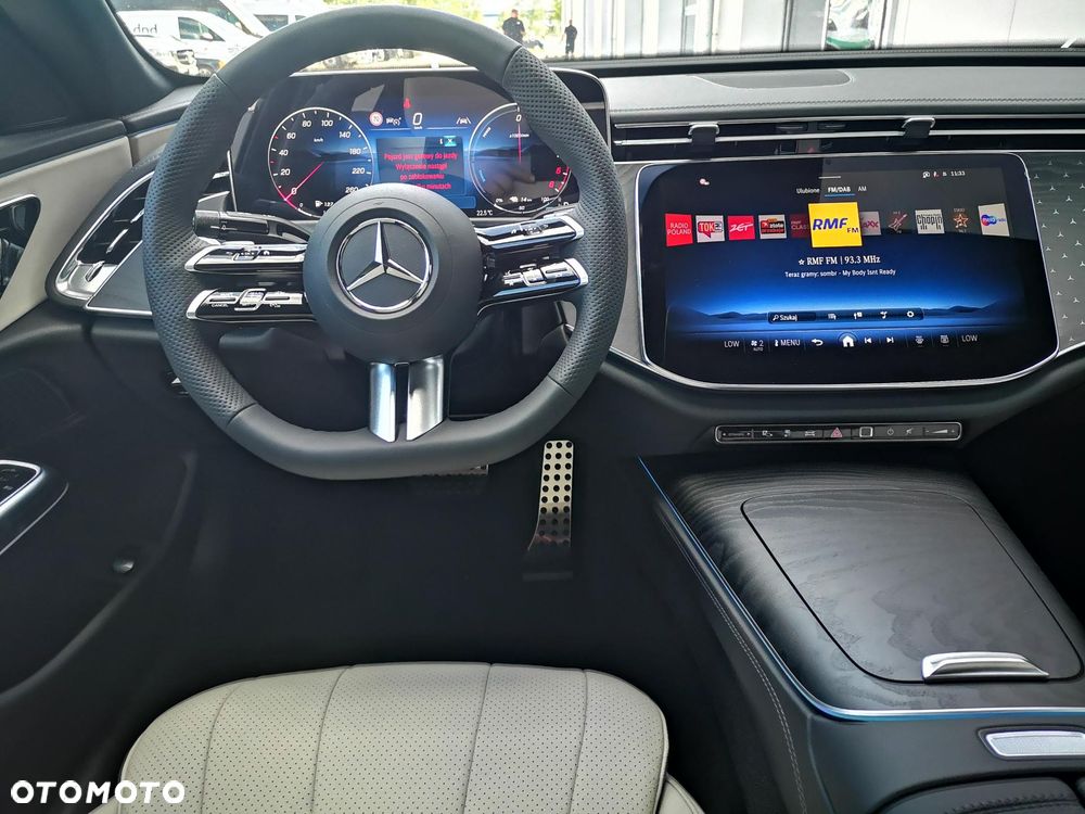 Mercedes-Benz Klasa E 300 de PHEV 4-Matic AMG 9G-Tronic - 14