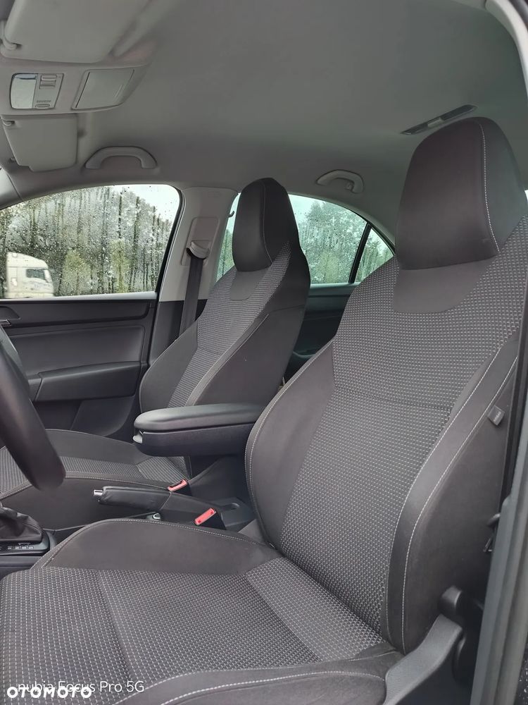 Skoda RAPID - 9
