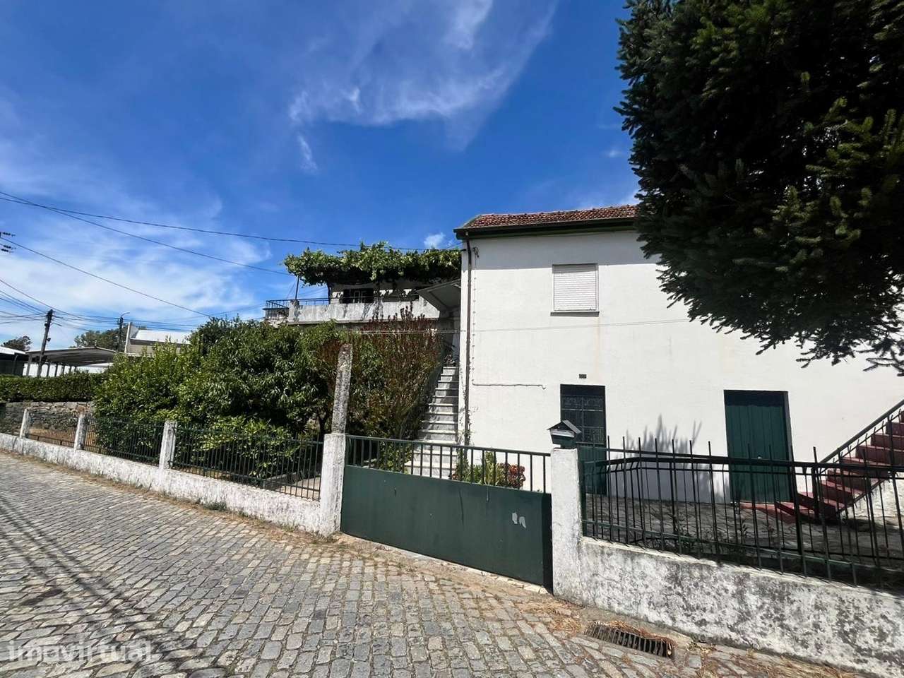 Moradia T3 em Nogueira, Braga - Grande imagem: 2/8